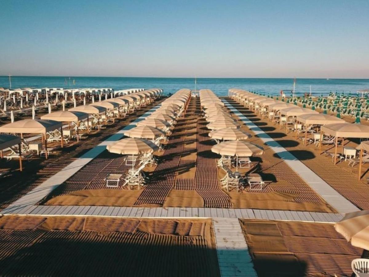 VI Suites Viareggio Dış mekan fotoğraf