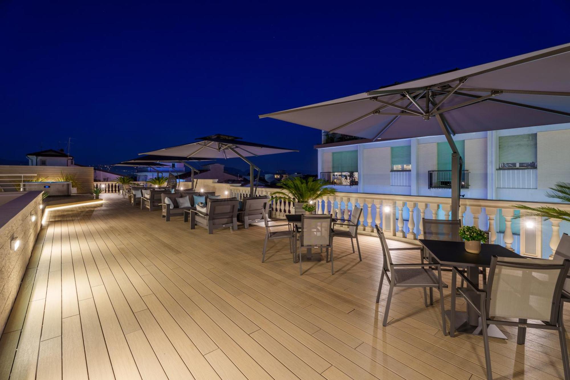 VI Suites Viareggio Dış mekan fotoğraf