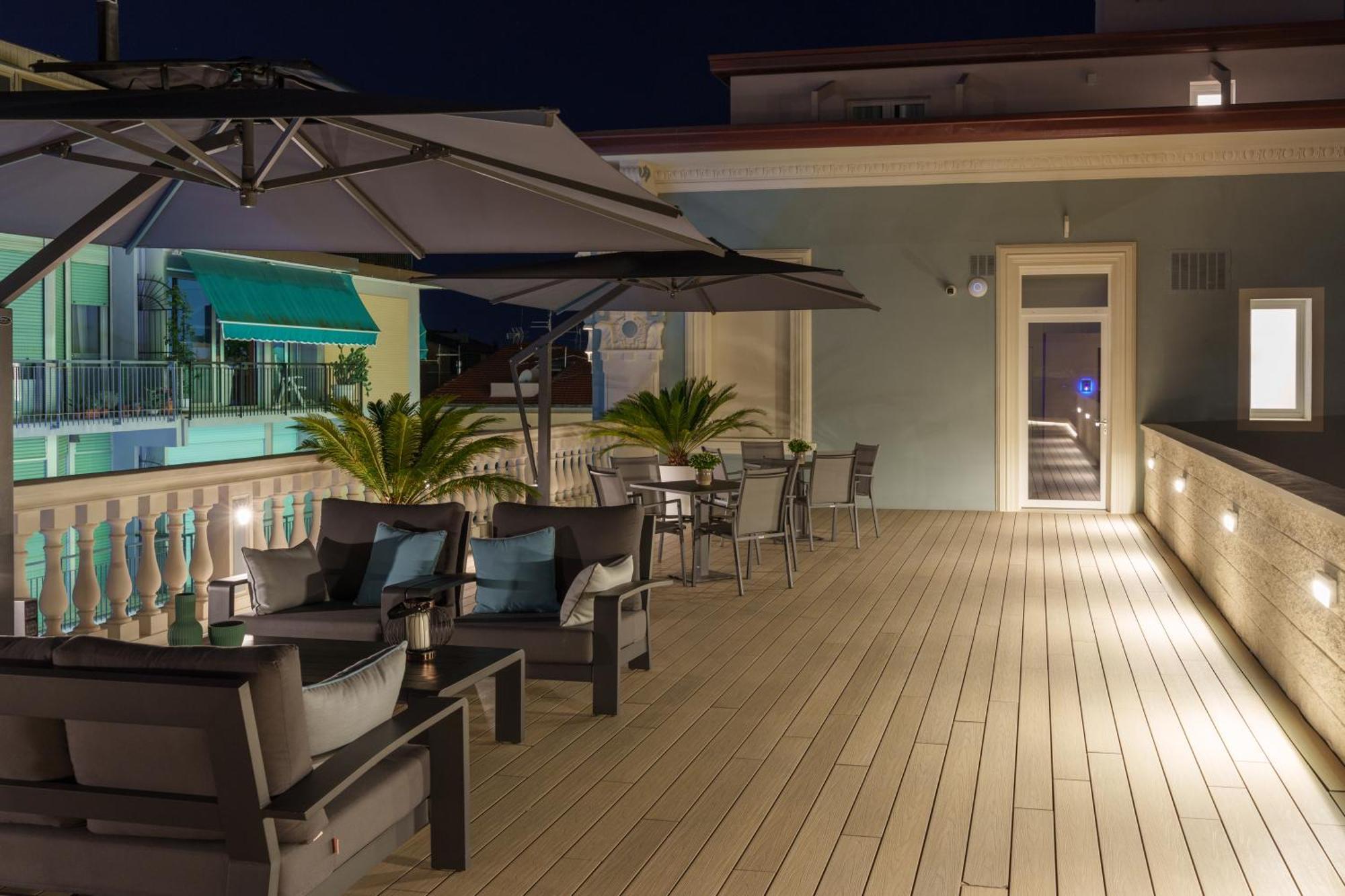 VI Suites Viareggio Dış mekan fotoğraf