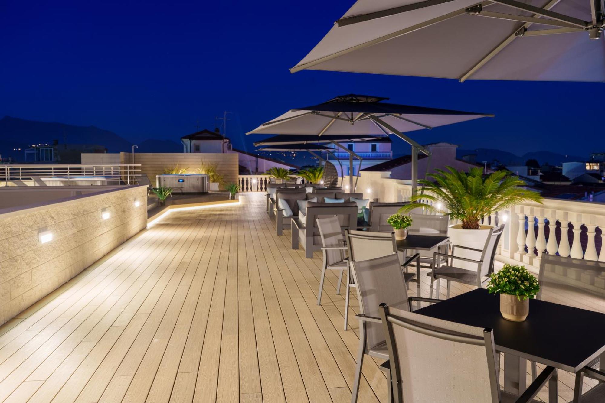 VI Suites Viareggio Dış mekan fotoğraf