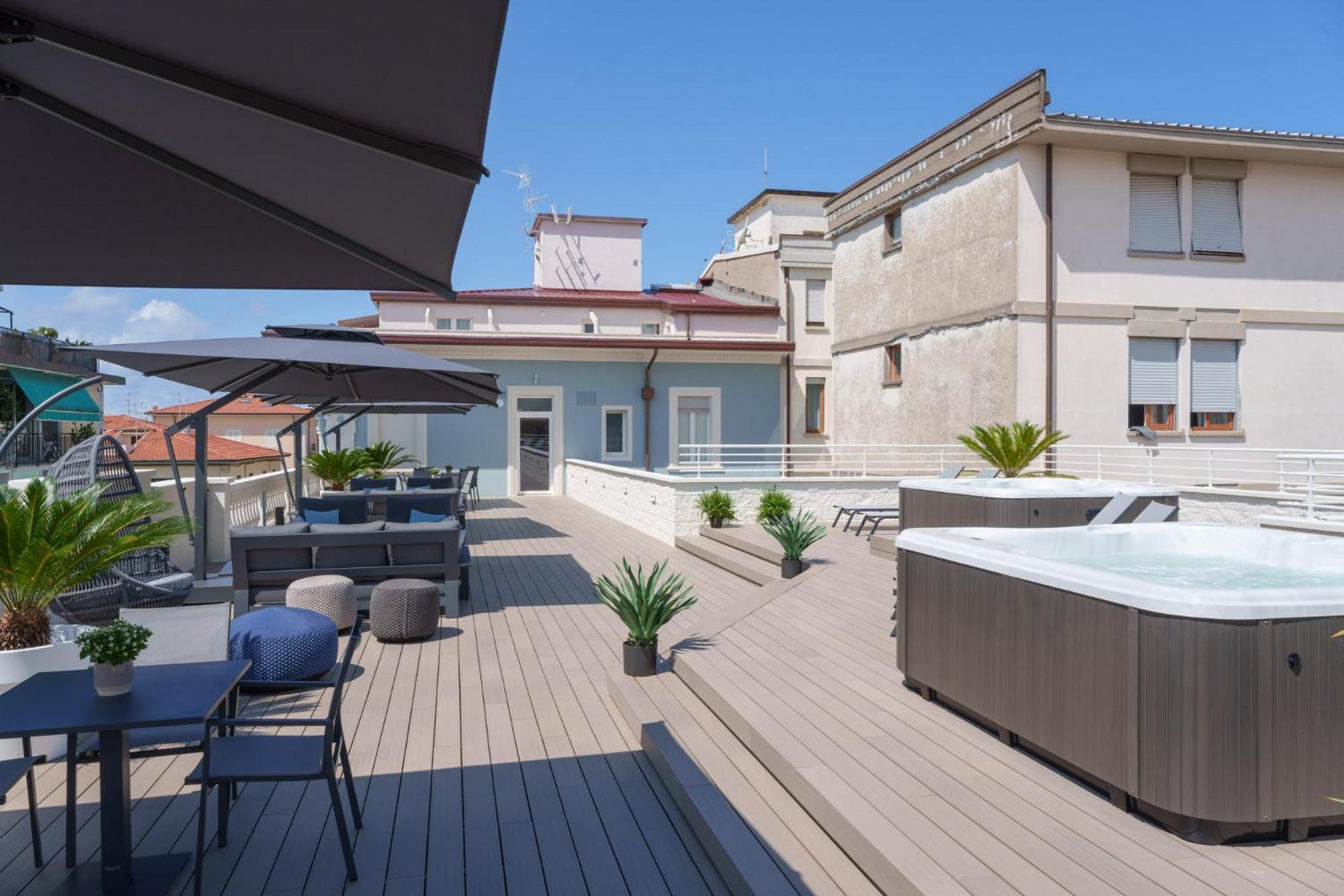 VI Suites Viareggio Dış mekan fotoğraf